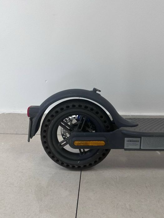 Самокат электрический Xiaomi.