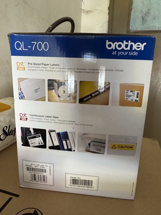 Етикетник чисто нов ползван двапъти