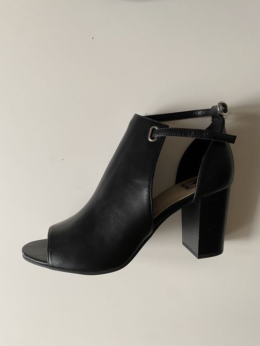 Стильные ботильоны