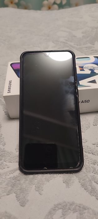 Продам Samsung A50