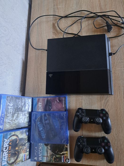 Игровая приставка PS4 500GB