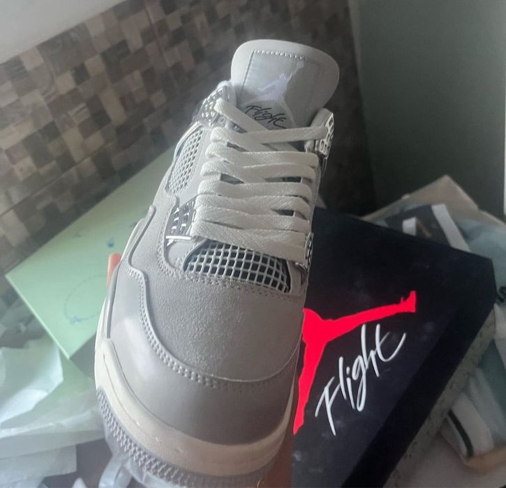 Jordan 4 Frozenn