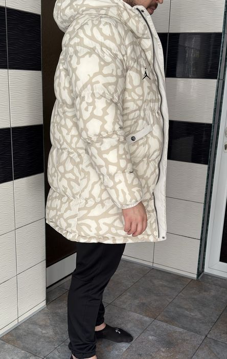 Geaca jordan cu doua fete rara marimea XL noua