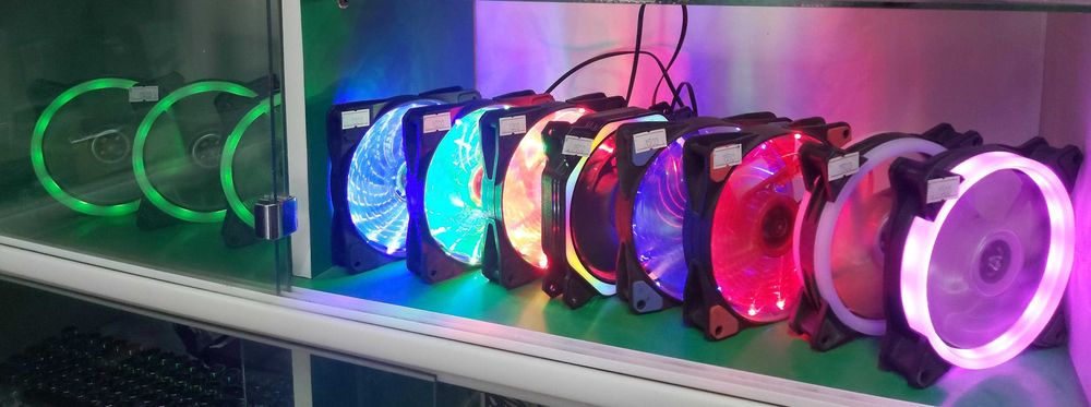Вентиляторы . Кулеры компьютерные с подсветкой 12 см от 1300 тенге
