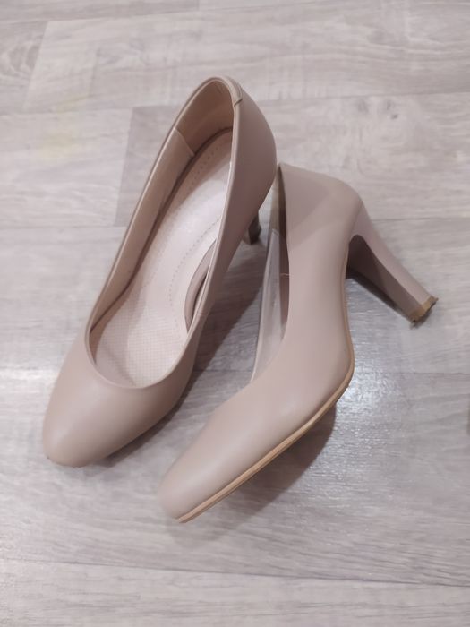 Продам туфли недорого 35р