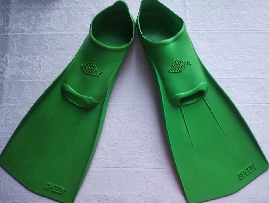 ПЛАВНИЦИ  номер 32-34  + ПОДАРЪК