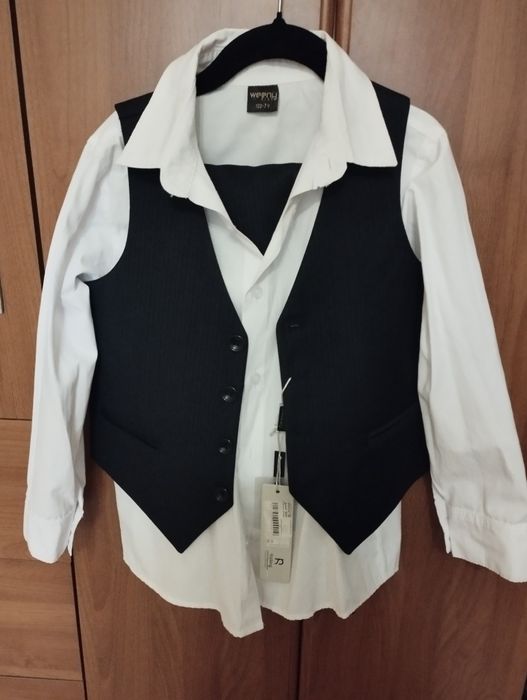 Новый Костюм для школы ,122-128р