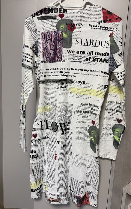 Рокля Desigual Newspaper Print