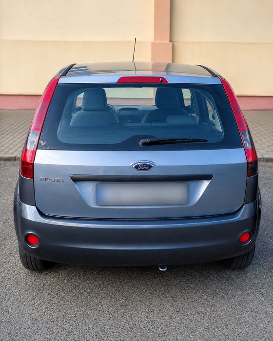FORD FIESTA 1.25 BENZINĂ – 2005 – 170.000 km