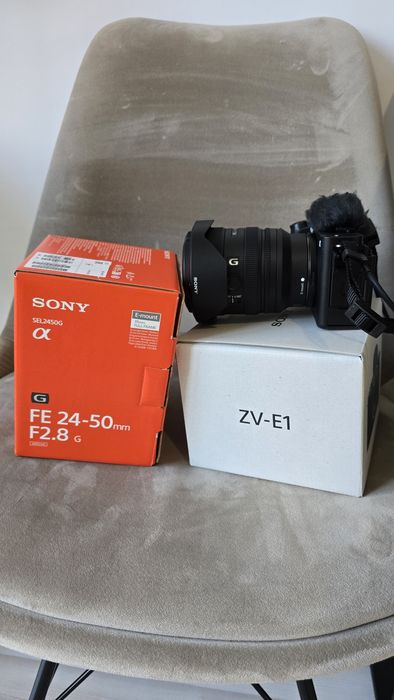 Sony ZV-E1 + Sony 24-50mm f2.8 G + Sony 85mm f1.8 + Accesorii premium