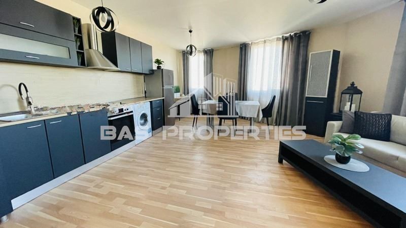 Продава се Двустаен апартамент в София, Малинова долина - 74 кв.м за 2730 €/кв.м - Снимка #4