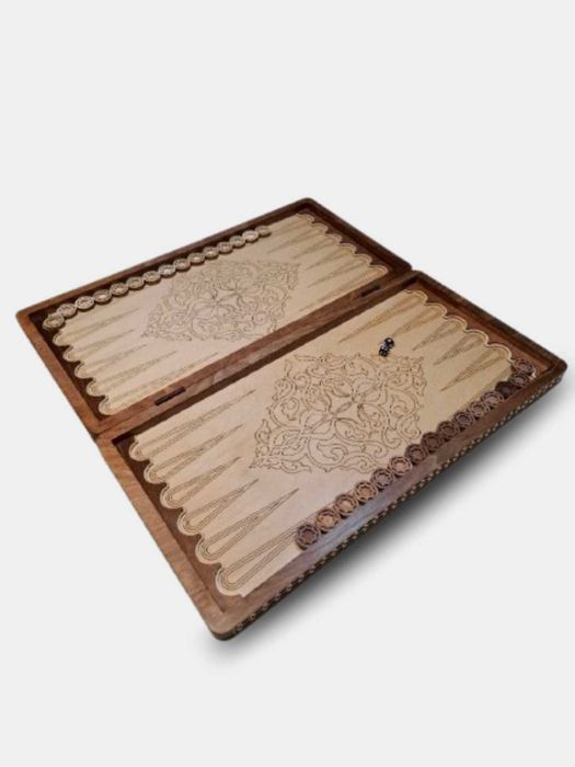 Нарды ручной работы из фанеры