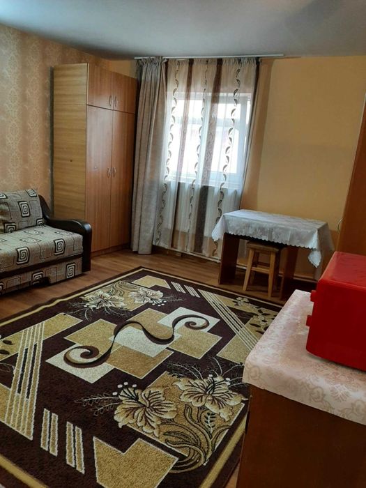 Camera cu baie si intrare separata.