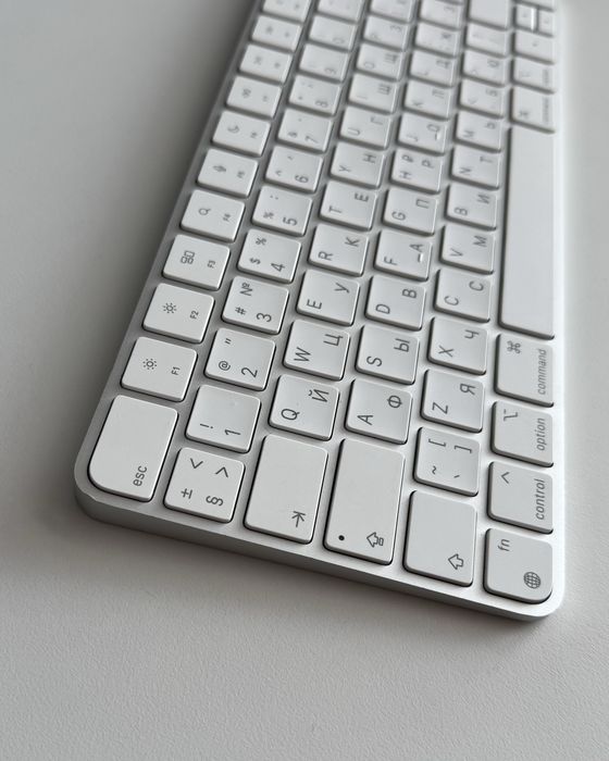 Apple Magic Keyboard / Клавиатура