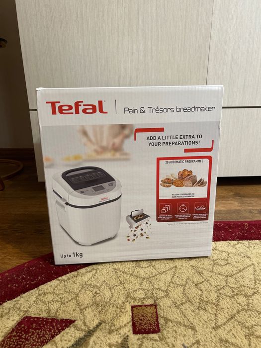 Mașină de făcut paine Tefal