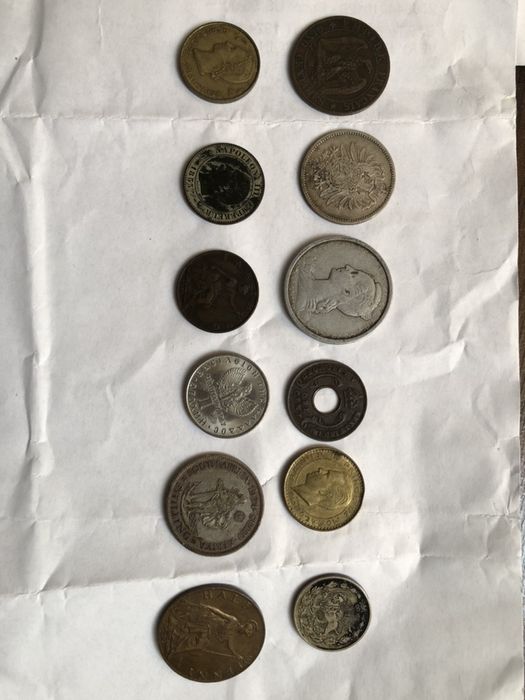 Набор из 12 монет. Разные года.