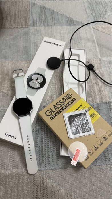Galaxy watch 4 умные часы
