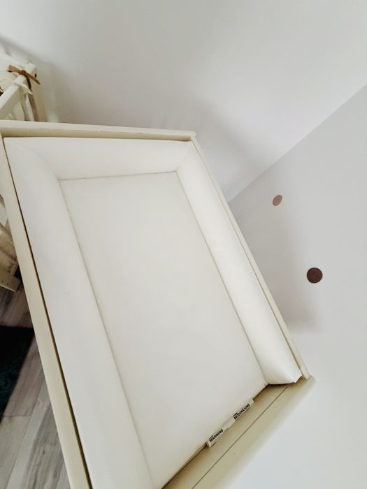 Vand masa de infasat si patut bebelusi IKEA