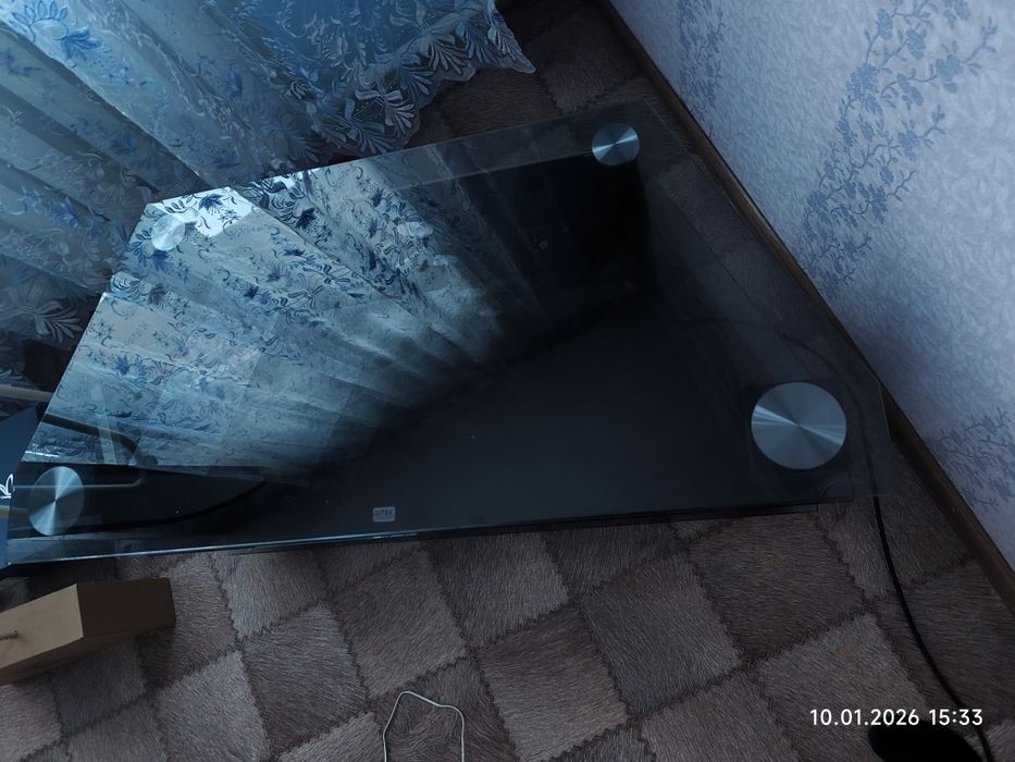 Тумба стеклянная (для телевизора)