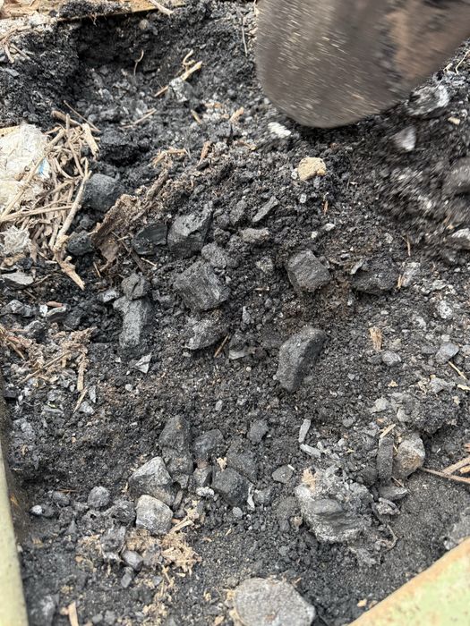 Уголь старый срочно