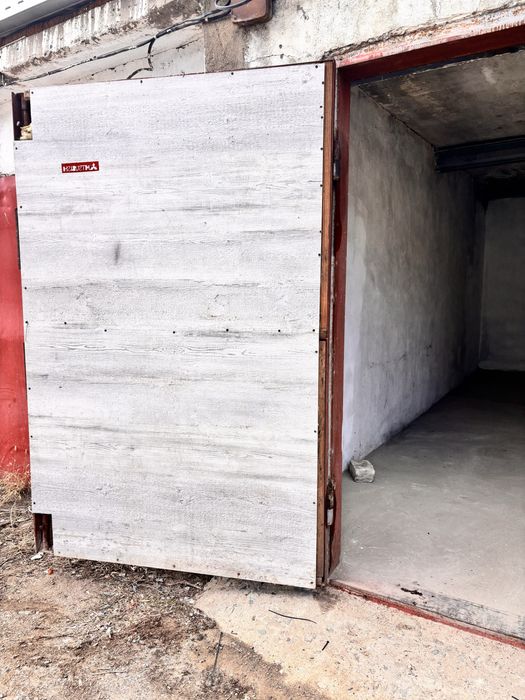 Продам гараж кооператив Робот.