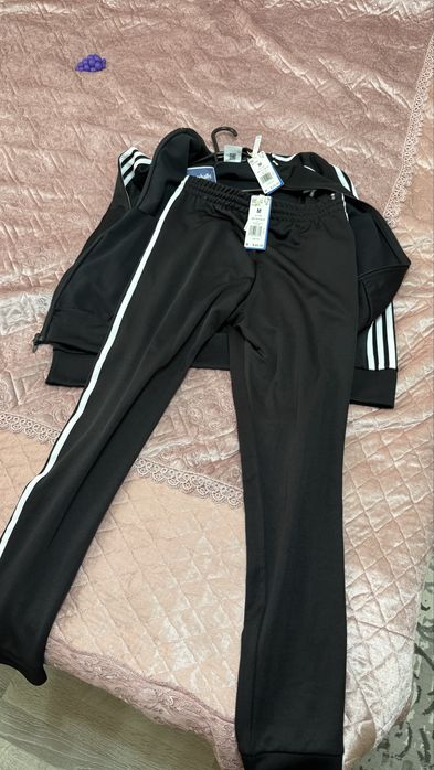 Adidas оригинал 100% новый