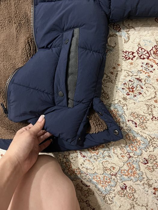 Продам куртку Next