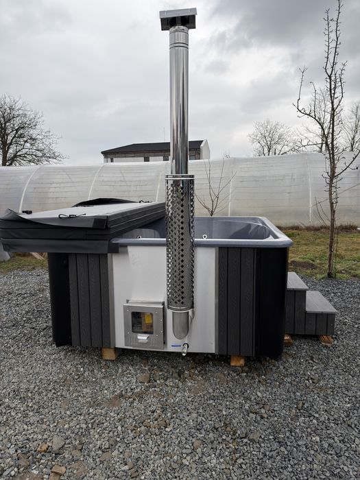 Jacuzzi din fibra de sticla patrat 10 persoane
