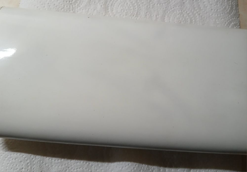 Дамско портмоне от лак