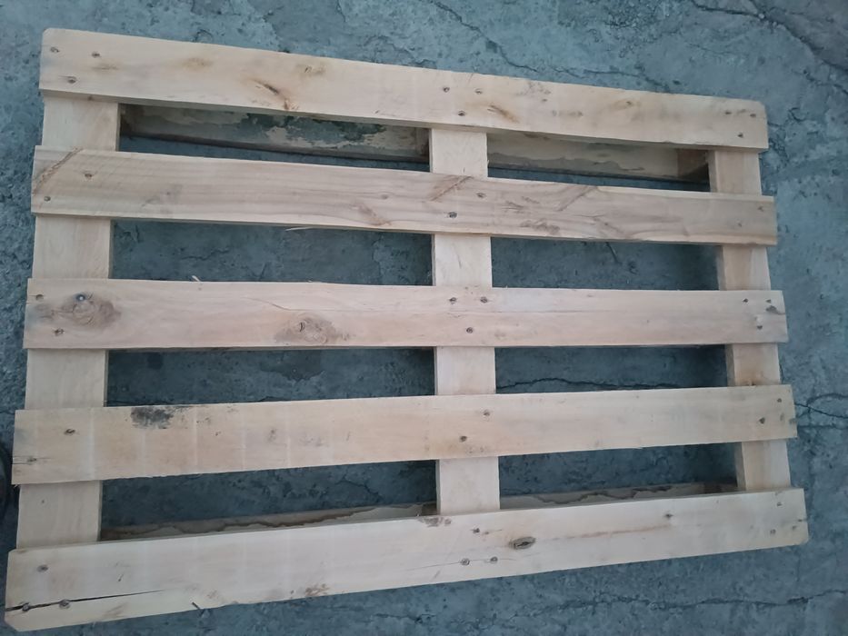 Продам 10 поддонов