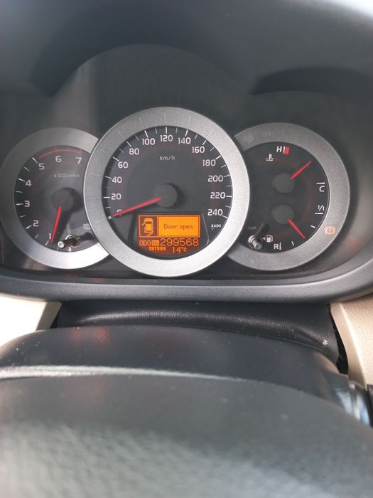 Toiota rav 4 2007 22
