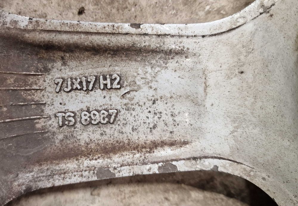 Джанти 17 Honda 5x114.3 7J ET42 Хонда 5х114.3 ЦО 64.1 Accord Civic FRV