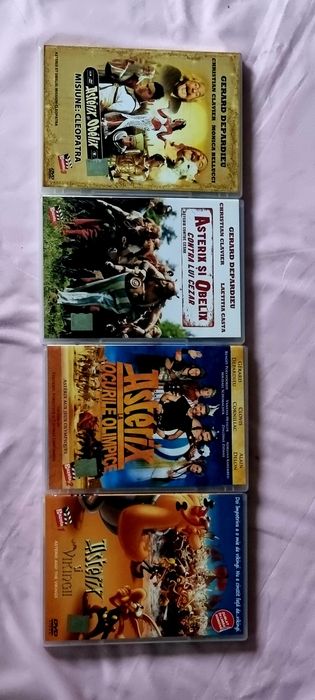 Asterix si Obelix,colectie de 4 Dvd  traduse in romana