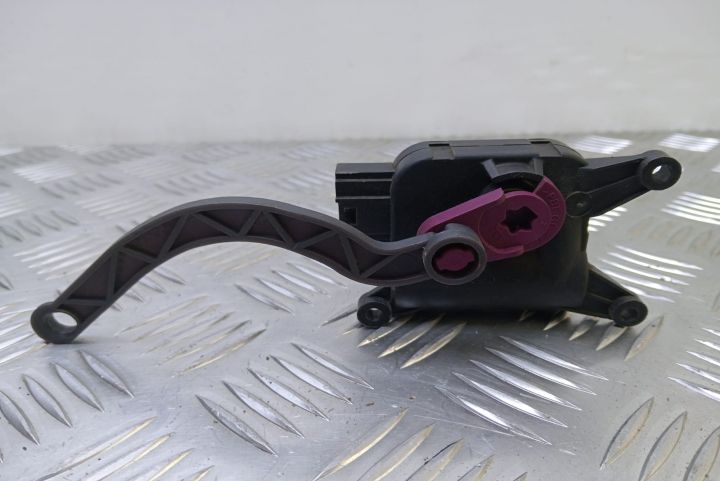 Motoraș aeroterma  0132801344 Volkswagen VW Passat B6