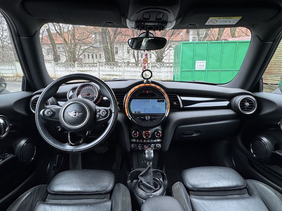 MINI Cooper F56 White & Black – Automat – Piele – Navigație – LED