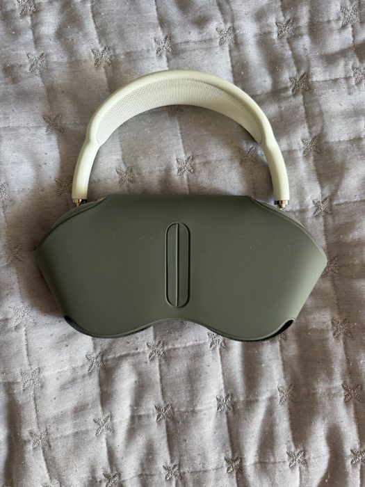 Наушники Airpods max