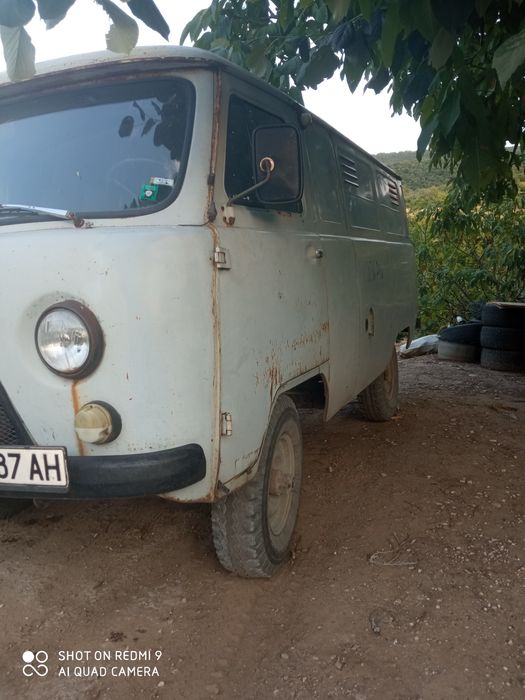 УАЗ фургон със всички документи