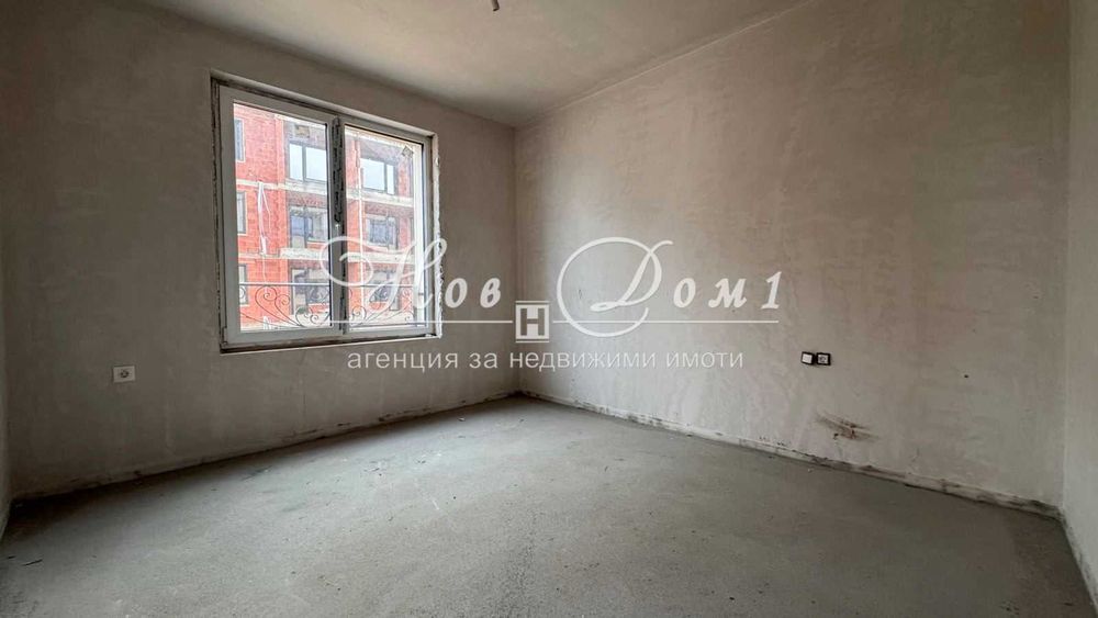 Продава се Тристаен апартамент в Пловдив, Гагарин - 99 кв.м за 900 €/кв.м - Снимка #2