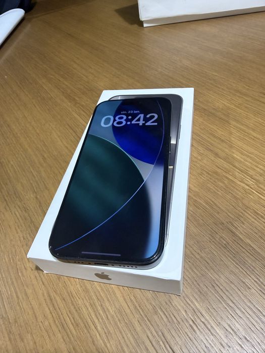 Iphone 15 pro -black 512gb