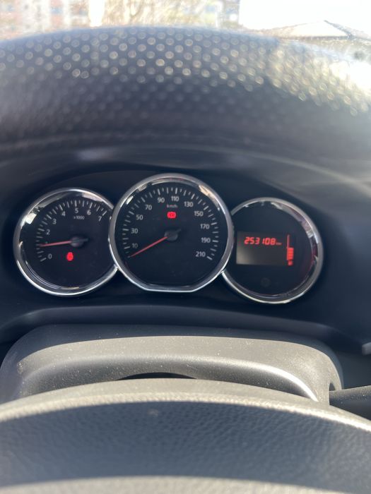 Logan 2015 diesel 1.5 90 hp