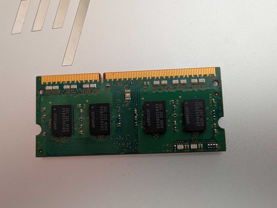 Samsung 2GB 1Rx8 PC3-12800S-11-11-B2 - M471B5773DH0-CK0 RAM Module