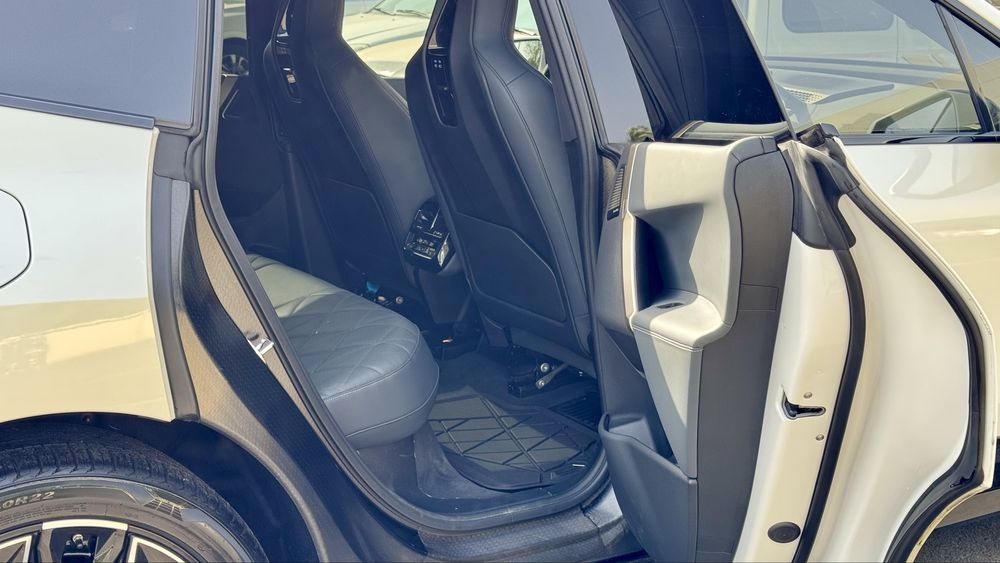 Bmw Ix Xdrive40 Срочно