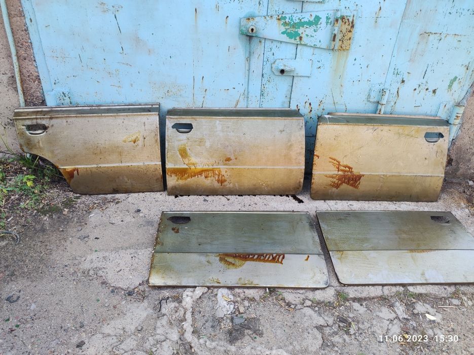 Продам облицовку дверей ваз2101