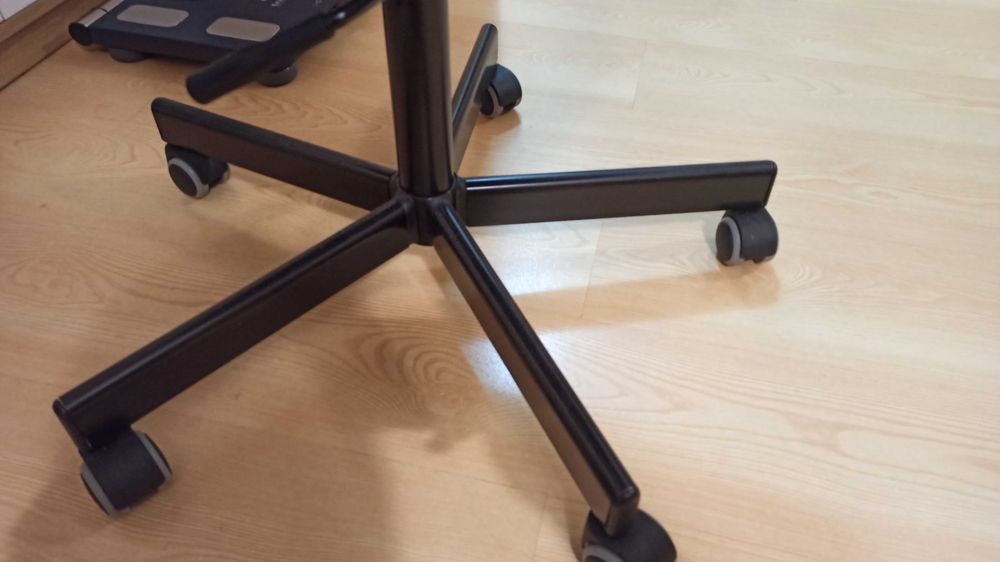 Офис стол FLINTAN - сив цвят