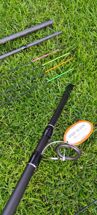 Set Feeder, 2 Lansete Sensitive 3,90m,2 Mulinete Glamour 5000,Suporți,Geanta, 2 Monturi+Matriță,Senzori,Fir
