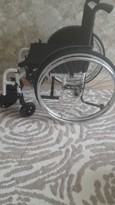 Инвалидная кресло каляска
