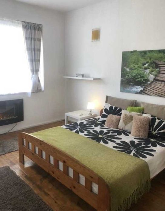 Дава се под наем Тристаен апартамент в София, Център - 85 кв.м за 698.19 € - Снимка #2