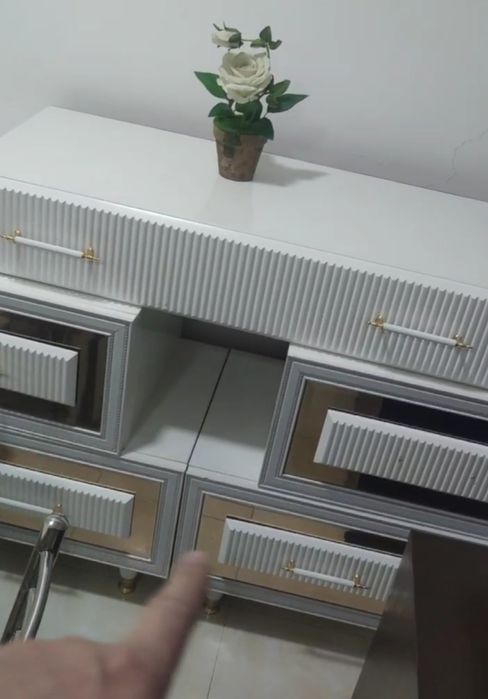 Хайтек спалние гарнитур