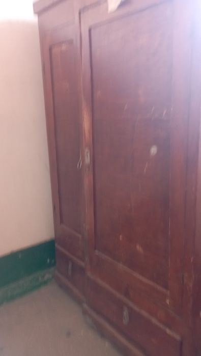 Продаю шкаф раритет.