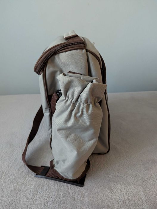 Чанта за пикник с комплект за хранене | Като нова